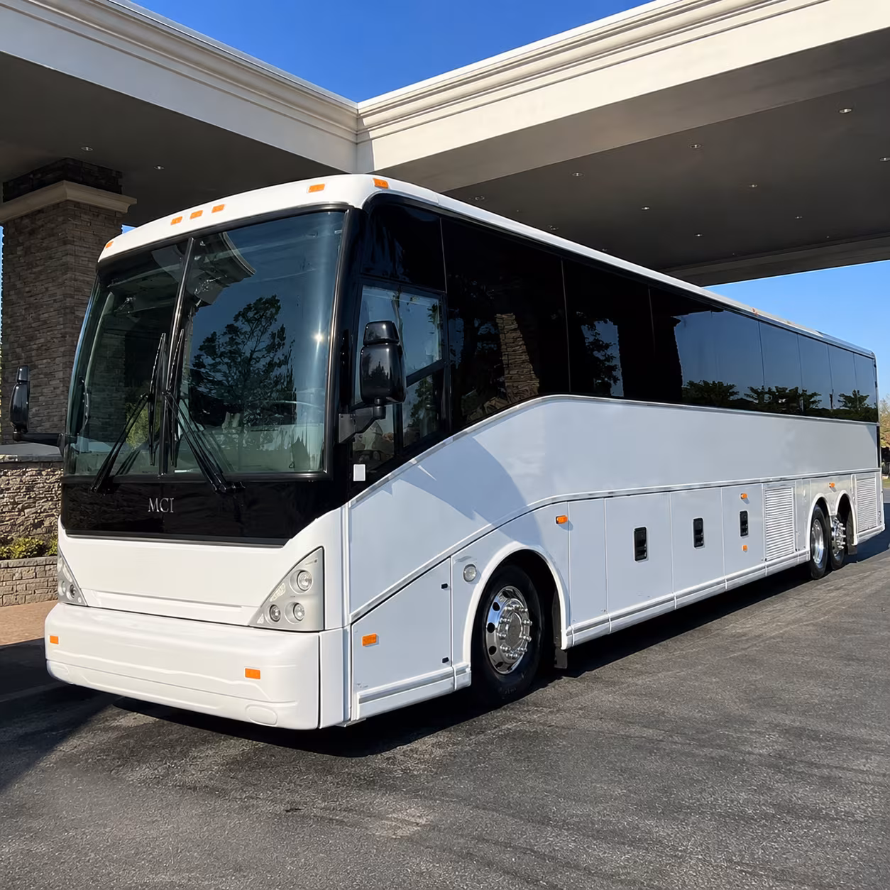 busrentalclinton com is how clinton groups get to toledo express airport tol